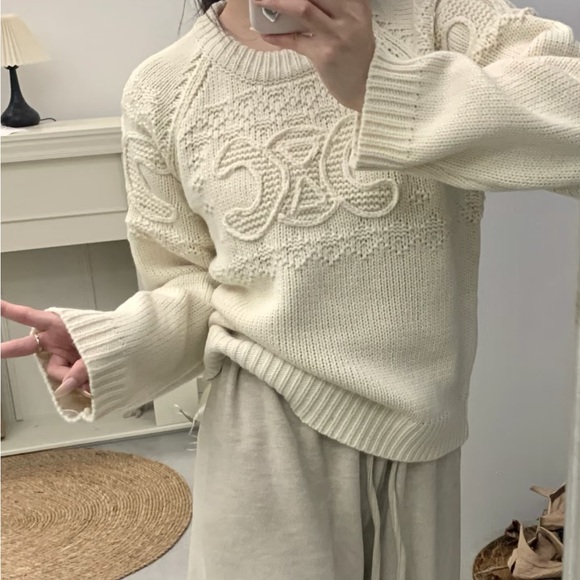 Authentic Celine Cream Crew Neck Sweater - Picture 3 of 6